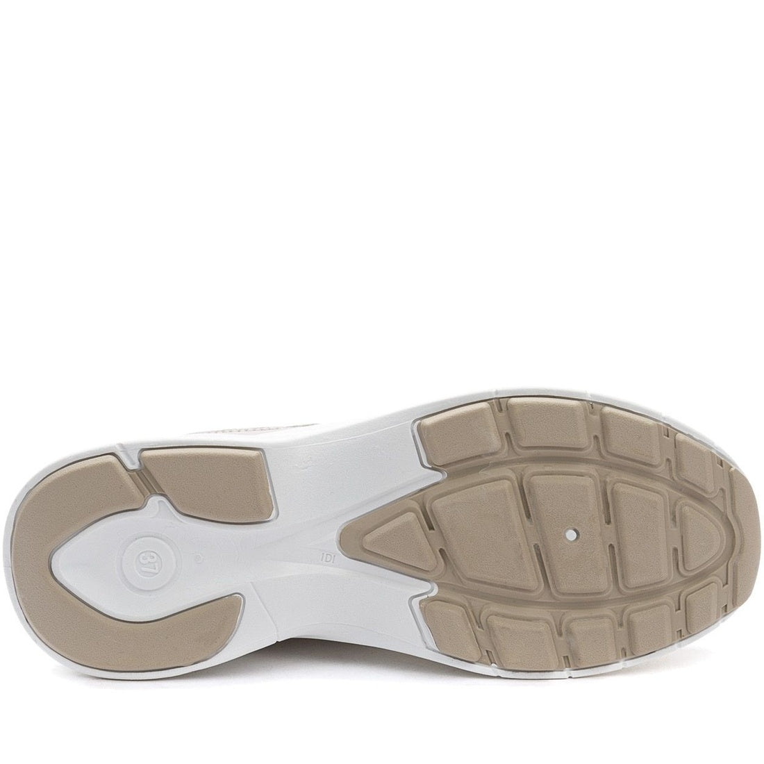 beige casual closed sneakers