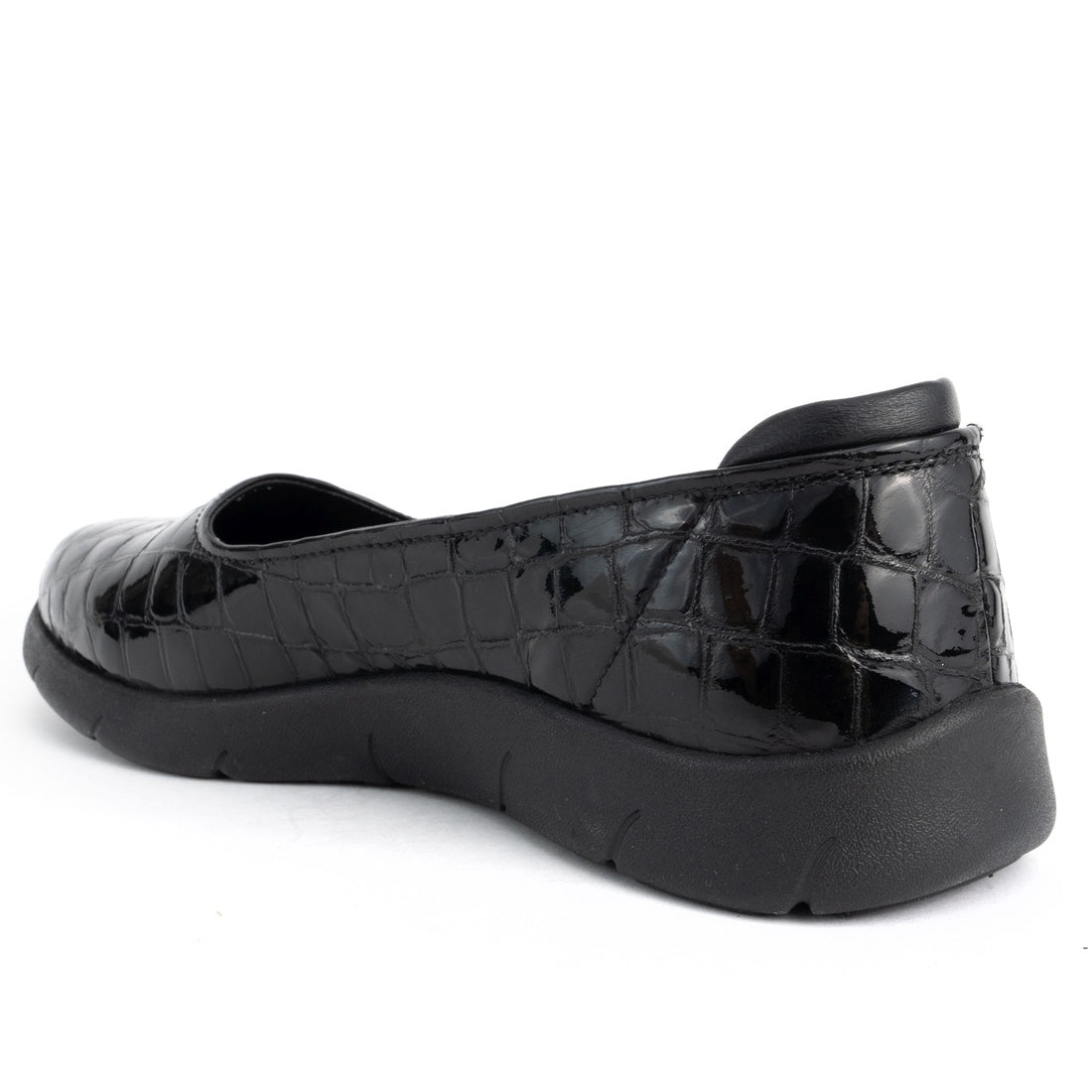 black casual closed ballerinas