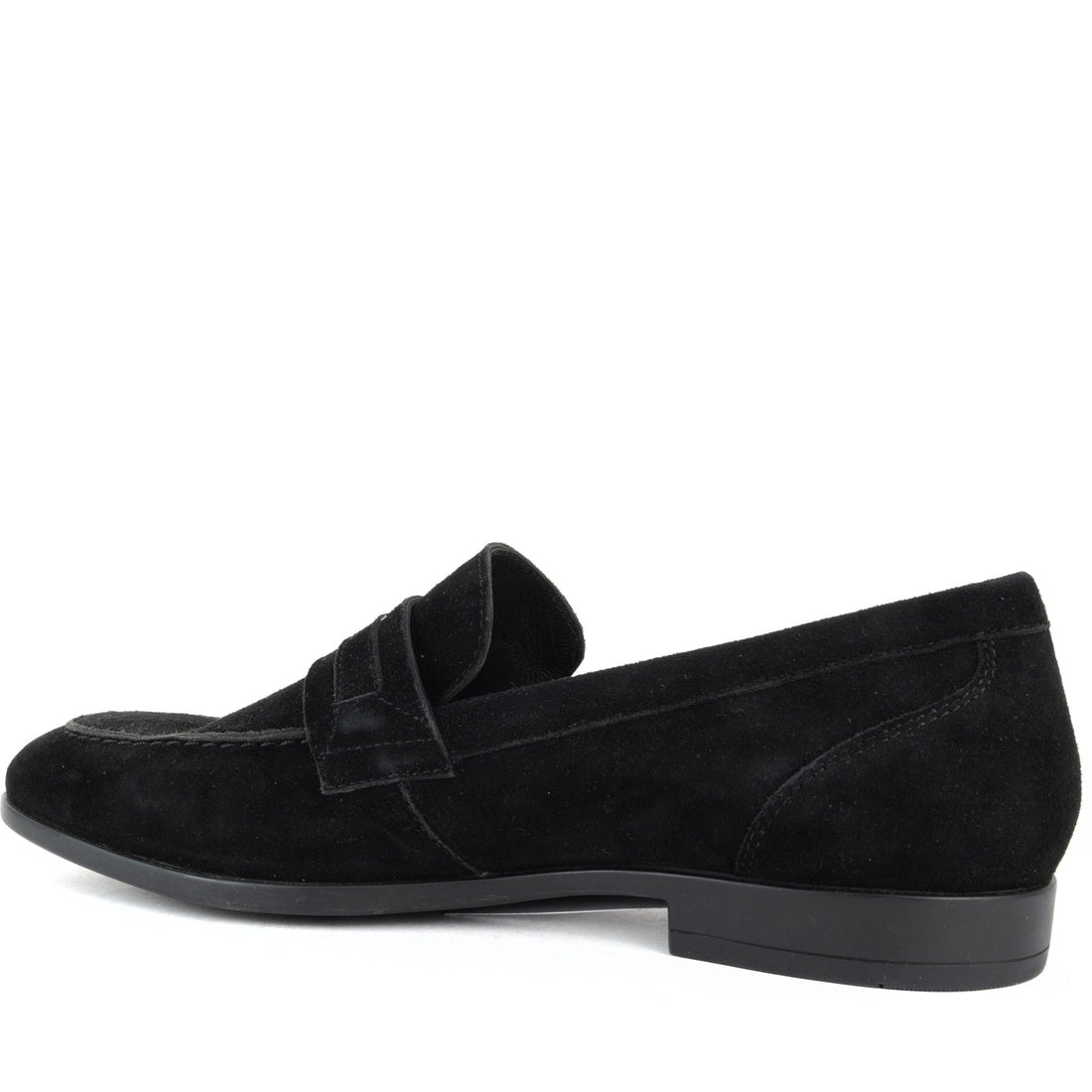 black casual closed mocasins