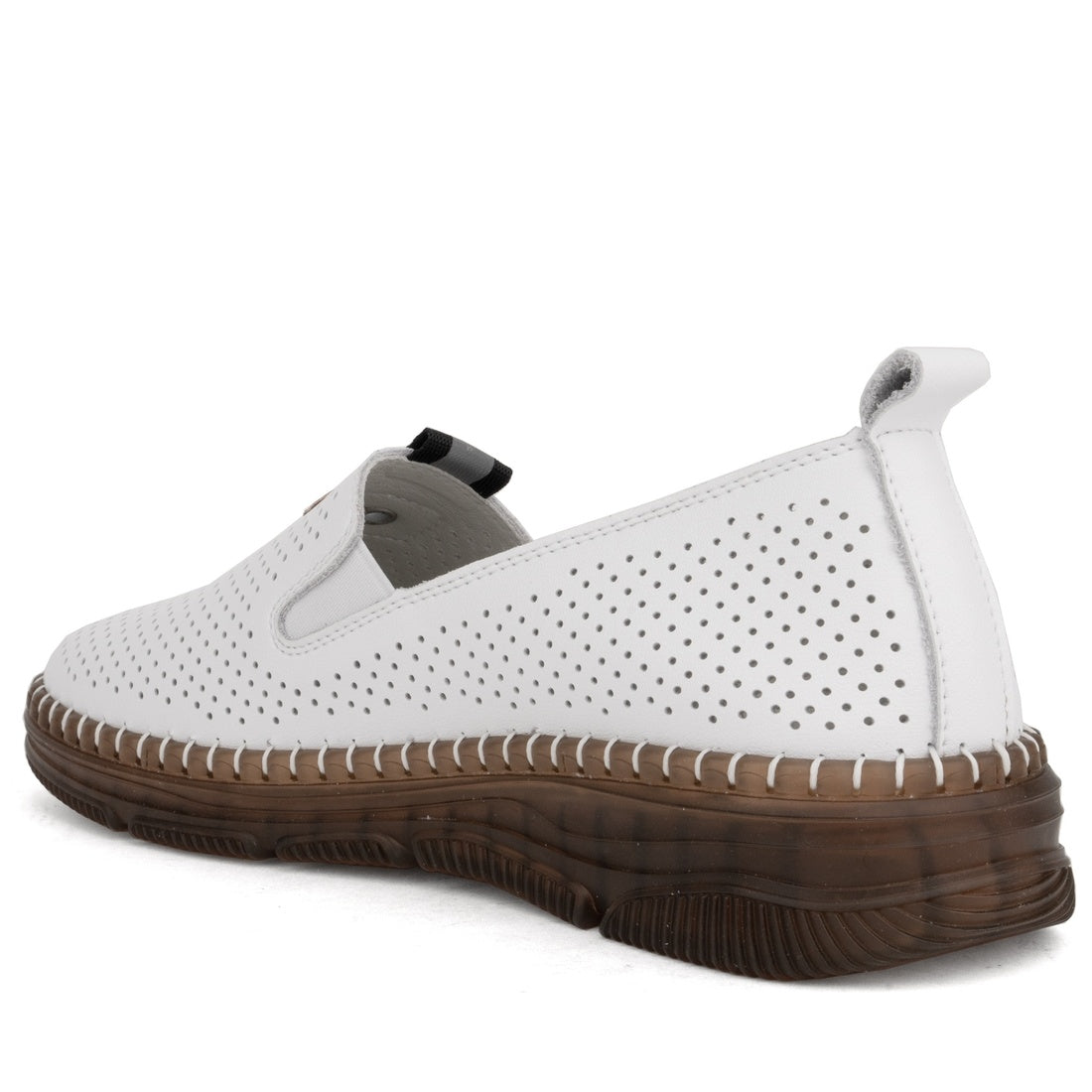 white casual closed ballerinas