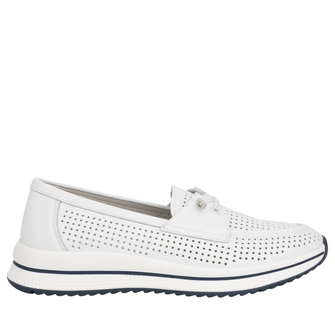 white casual closed mocassins