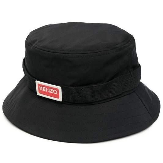 black casual bucket hat