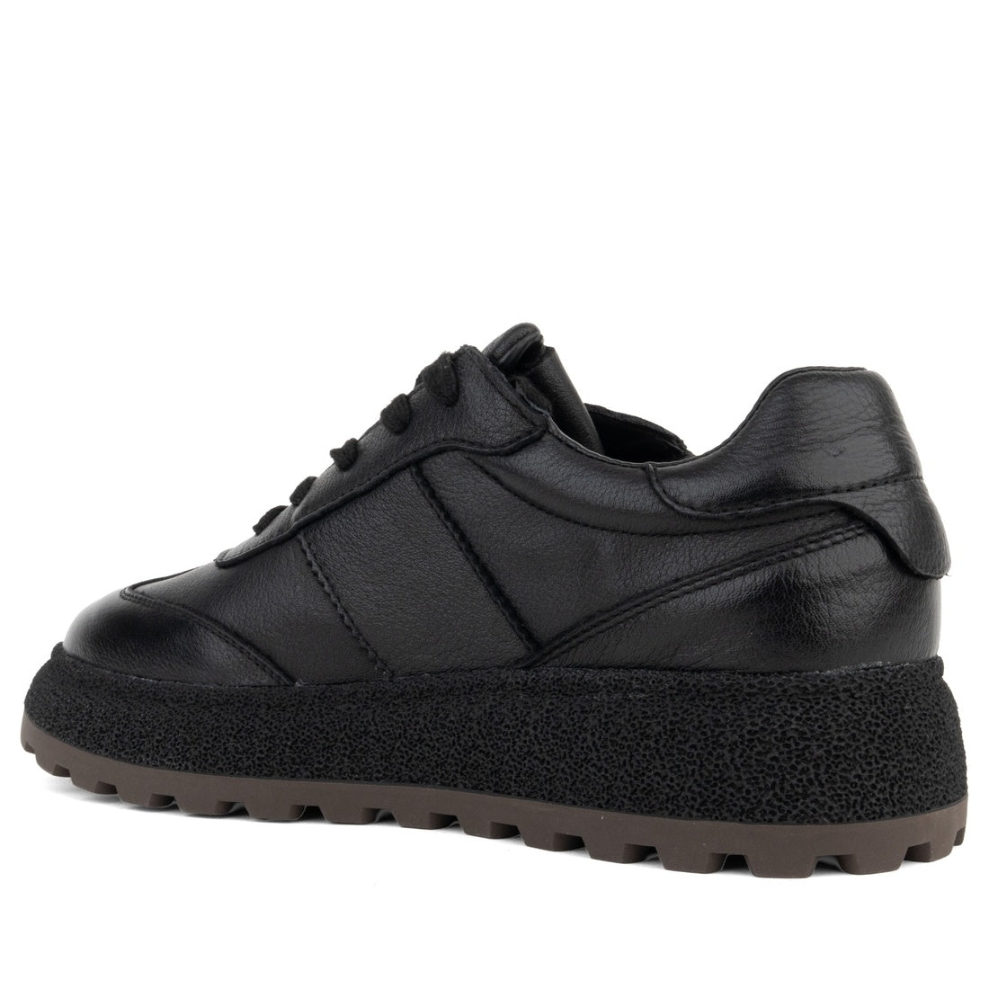 black casual closed leisure