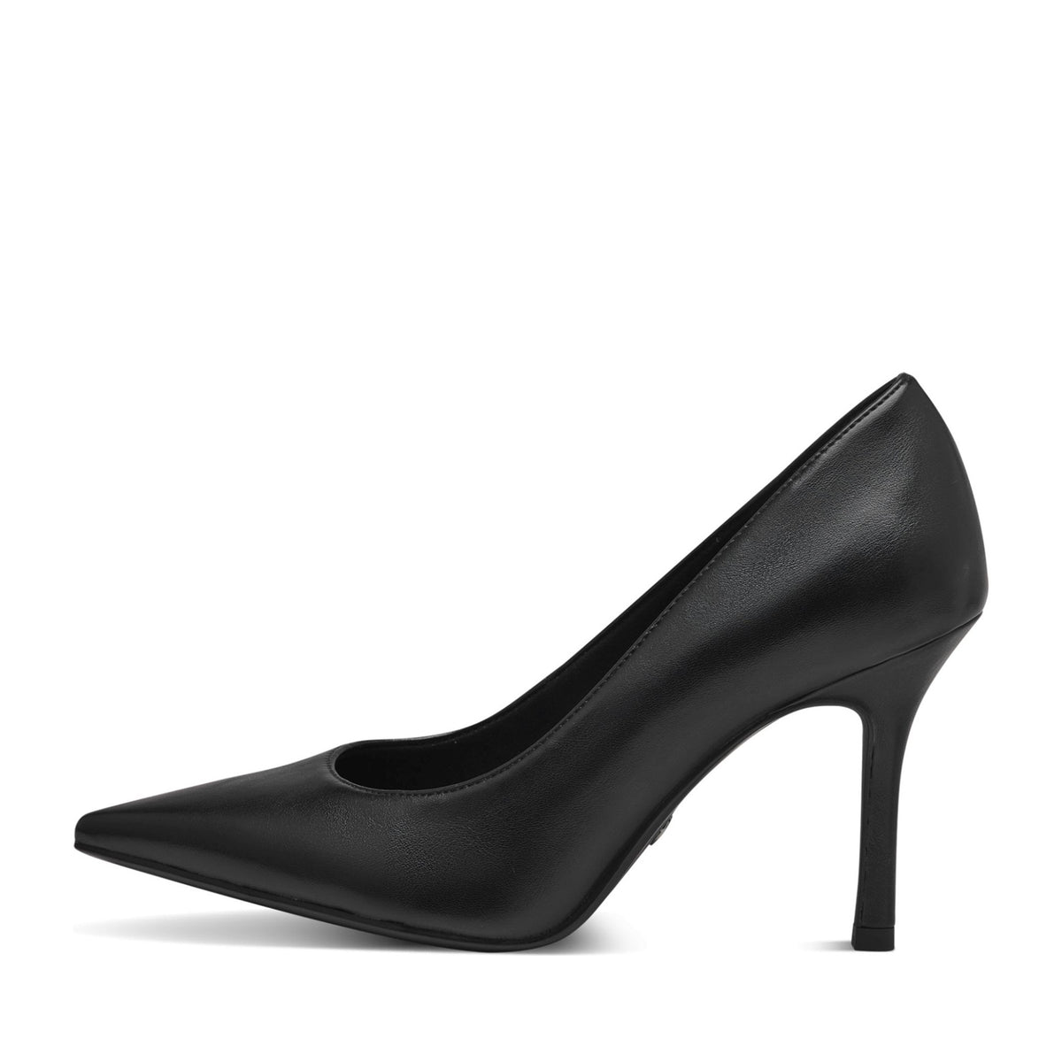 black elegant closed pumps