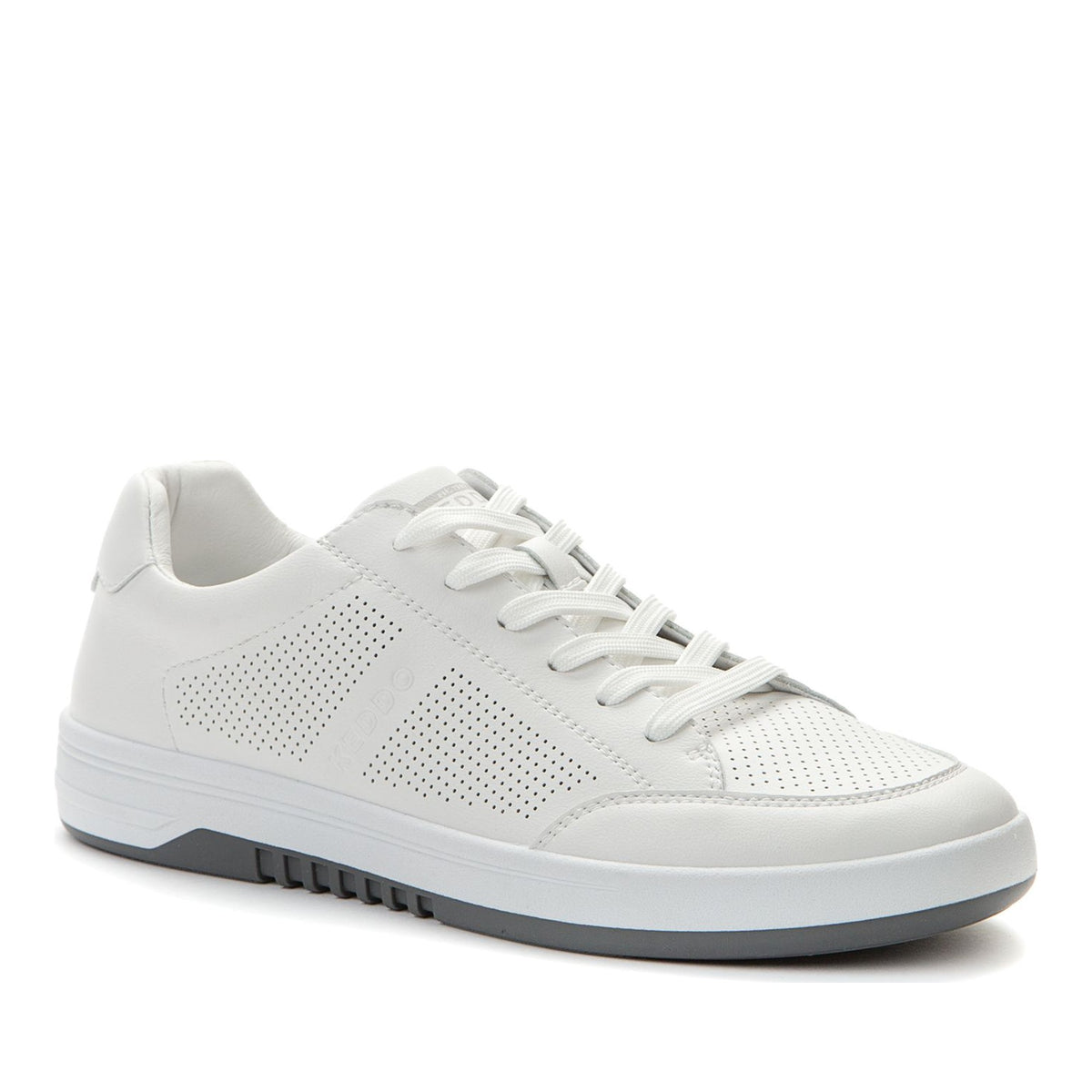 white casual closed sneakers