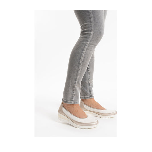 Zürich Women's Beige Open-Toe Ballet Flats