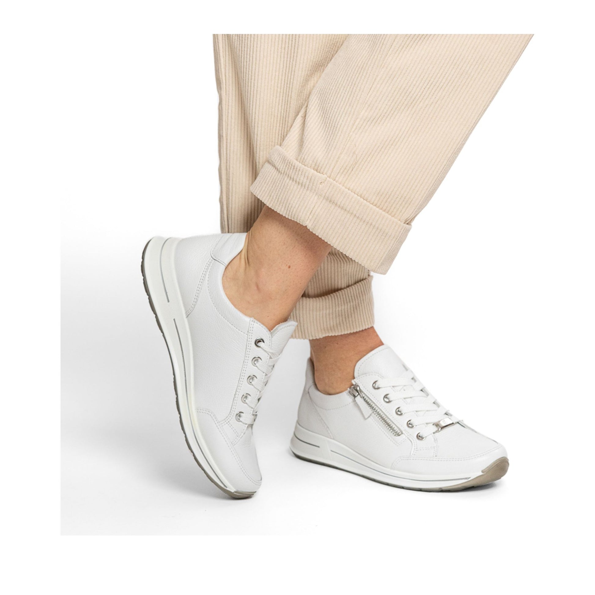 Osaka Women's White Leisure Fashion Sneakers