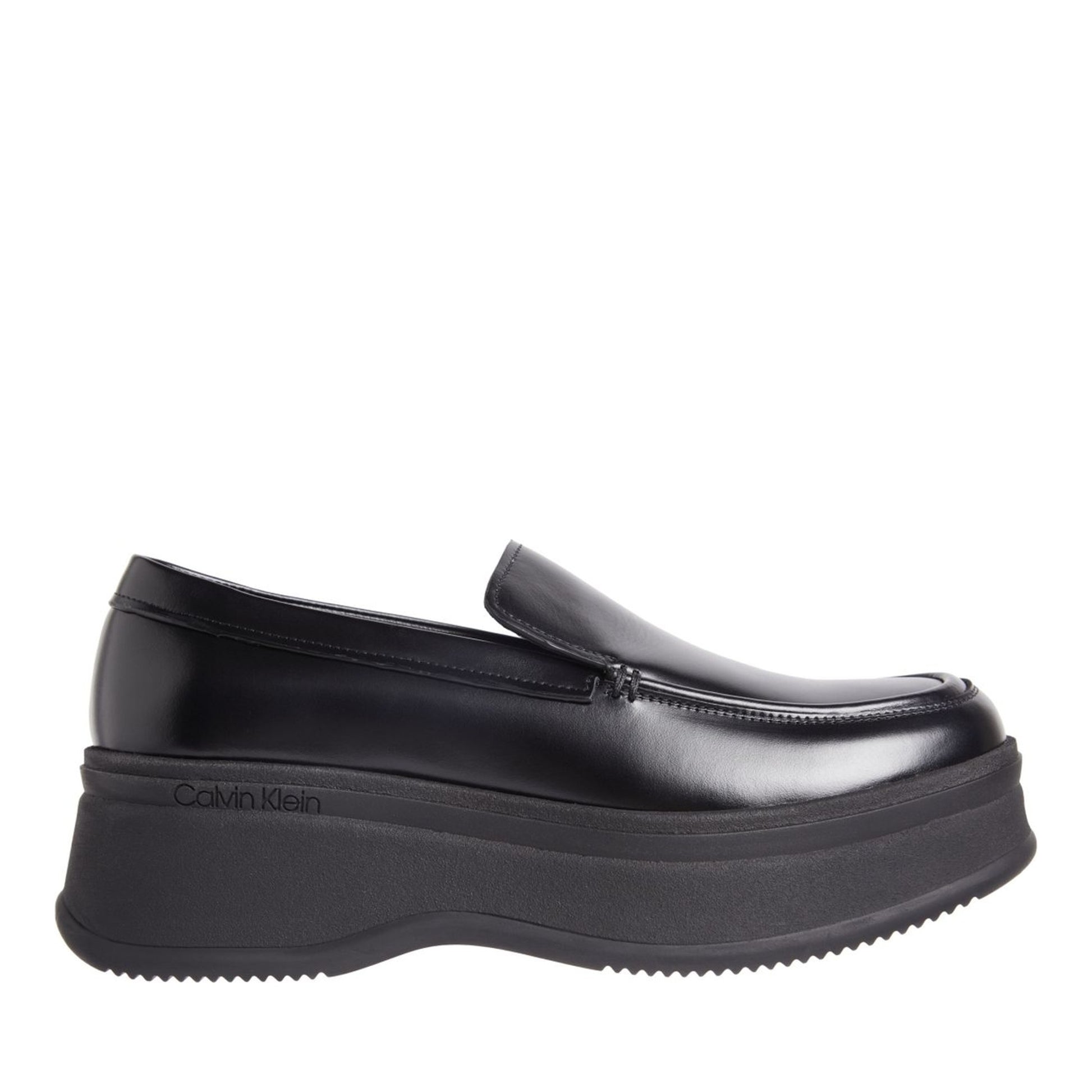 Pitched Women's Black Loafers