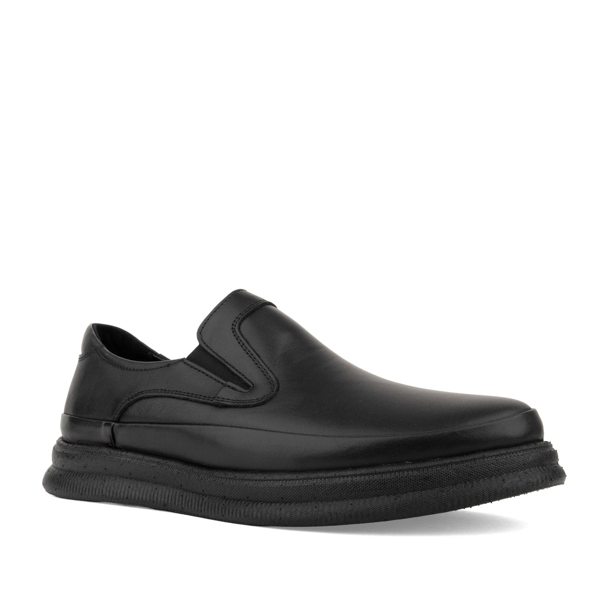 black casual closed mocasins