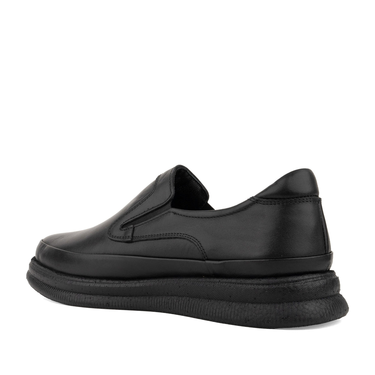 black casual closed mocasins
