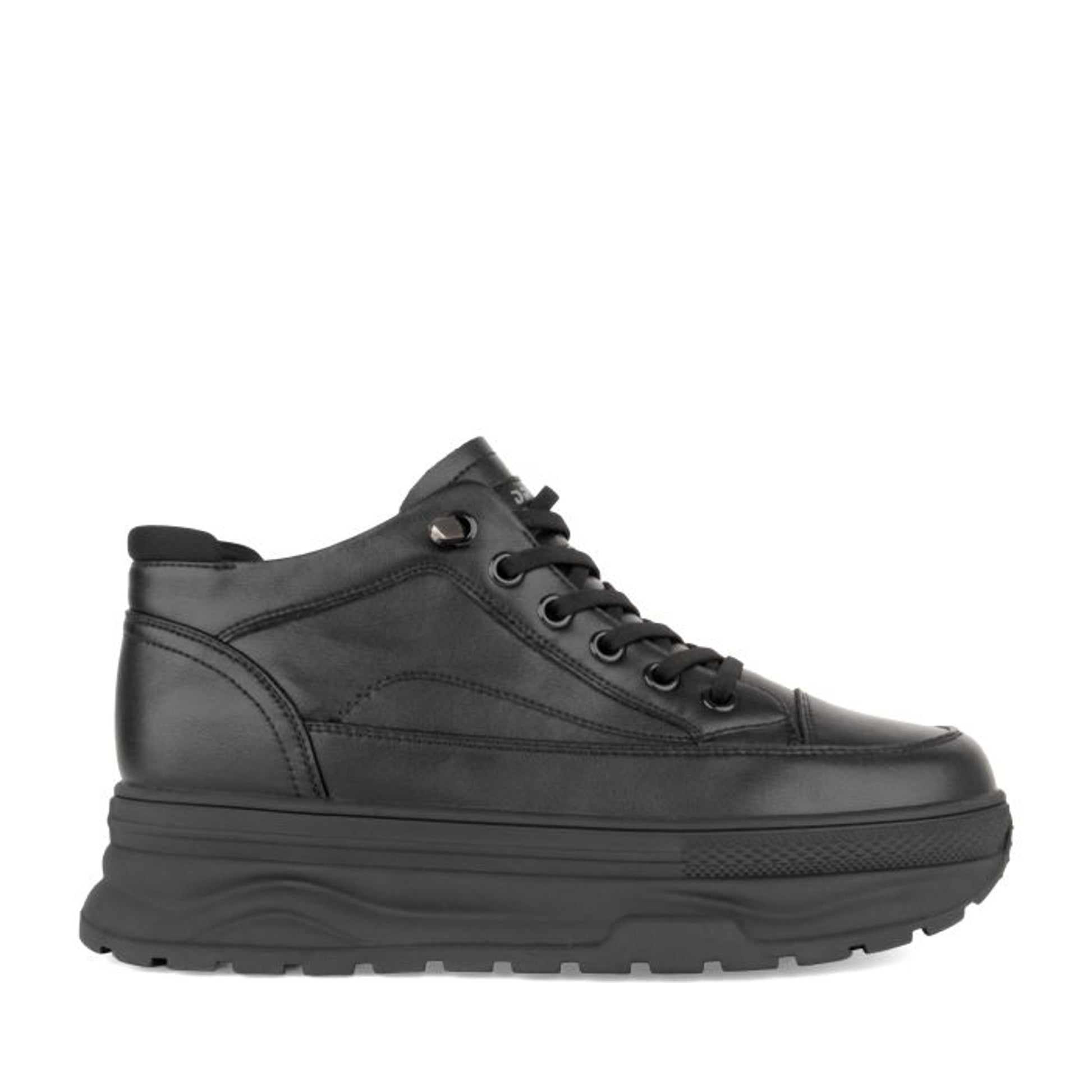 Women's Black Fashion Sneakers