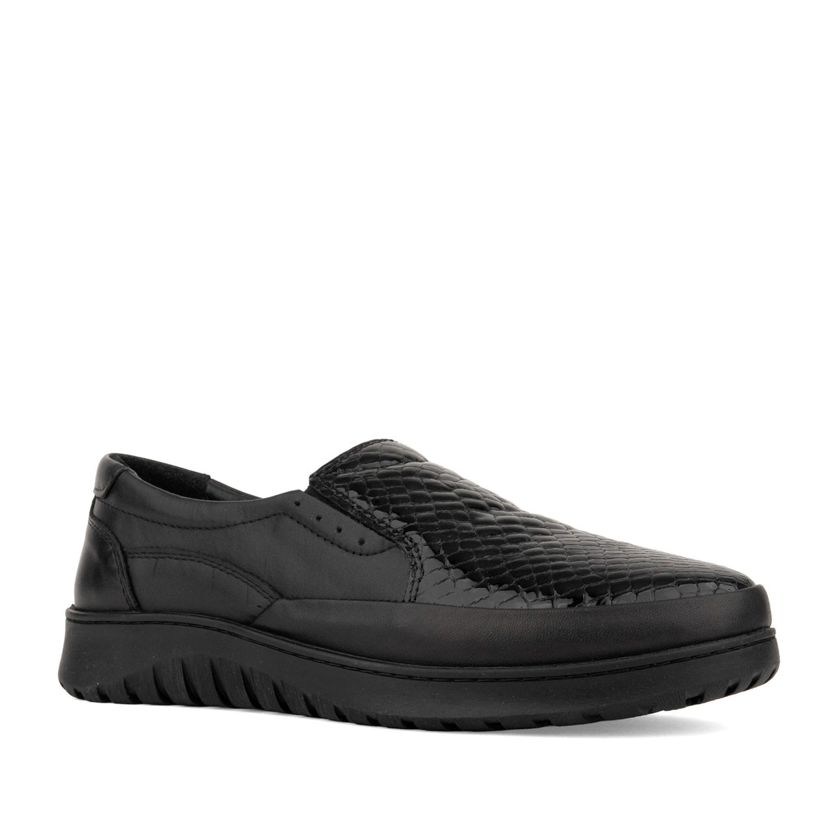black casual closed ballerinas