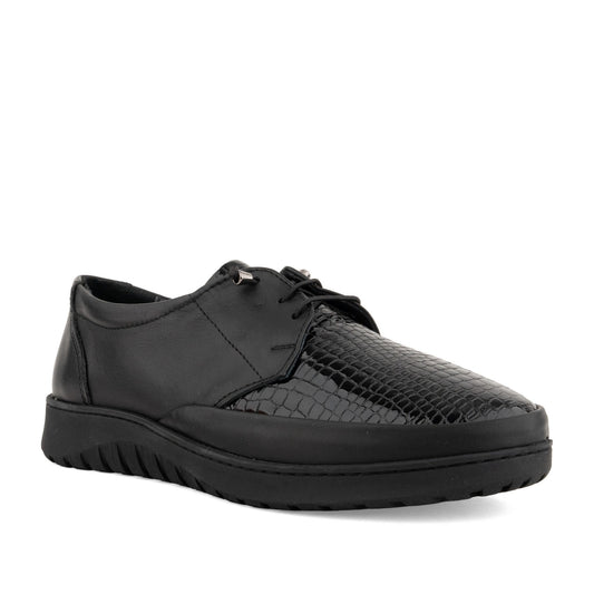 black casual closed leisure