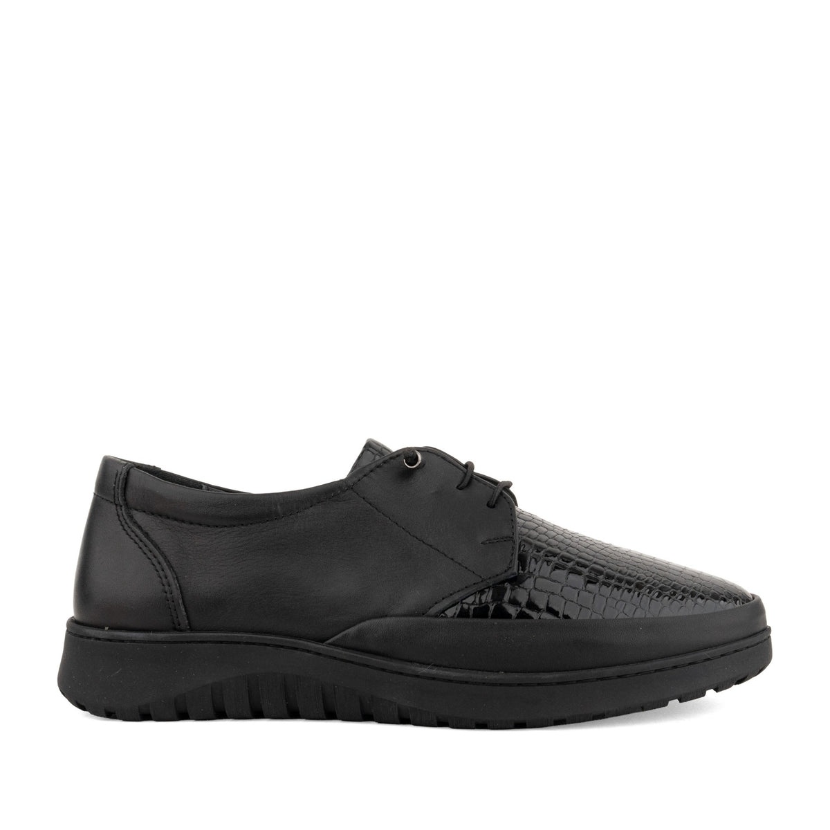 black casual closed leisure
