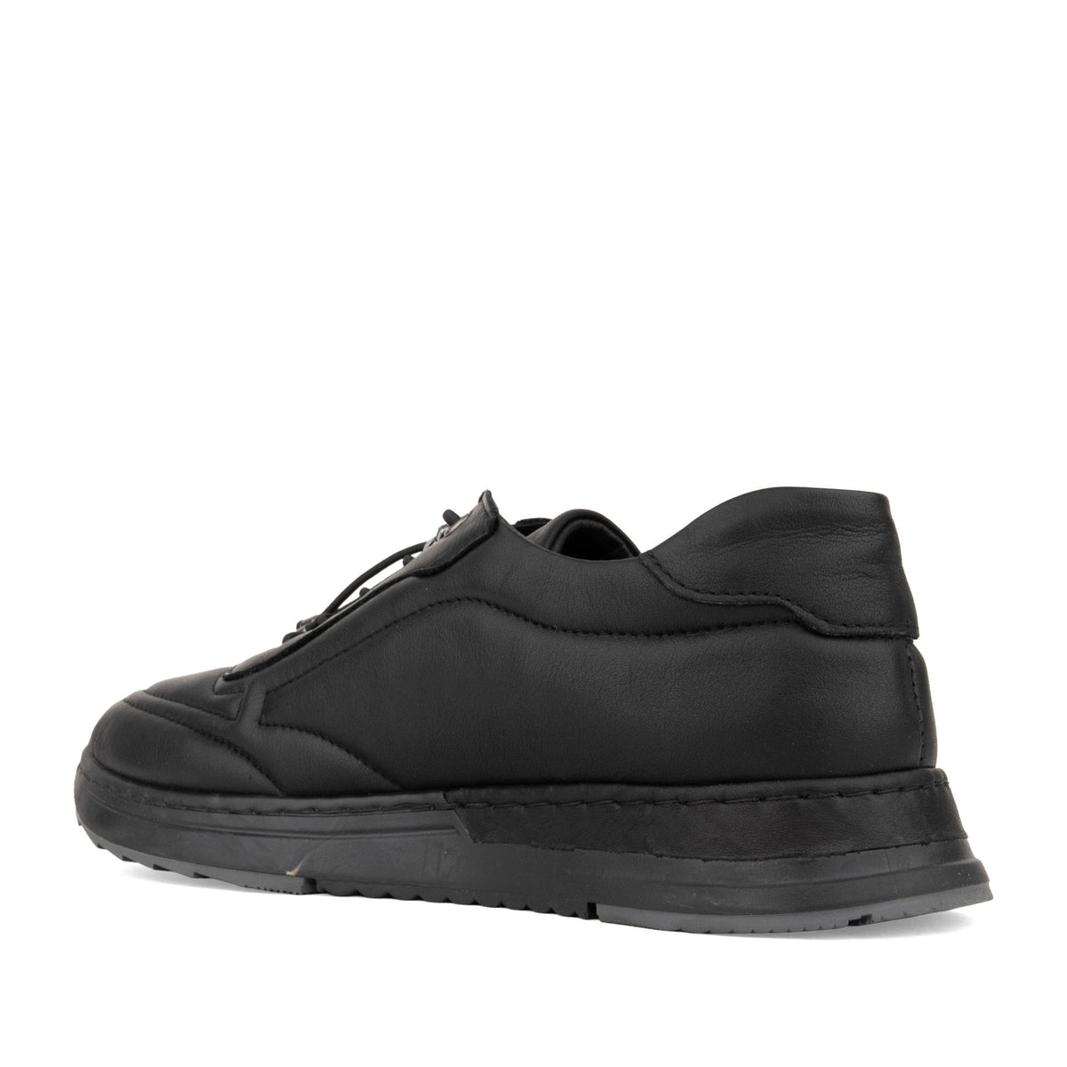 black casual closed leisure