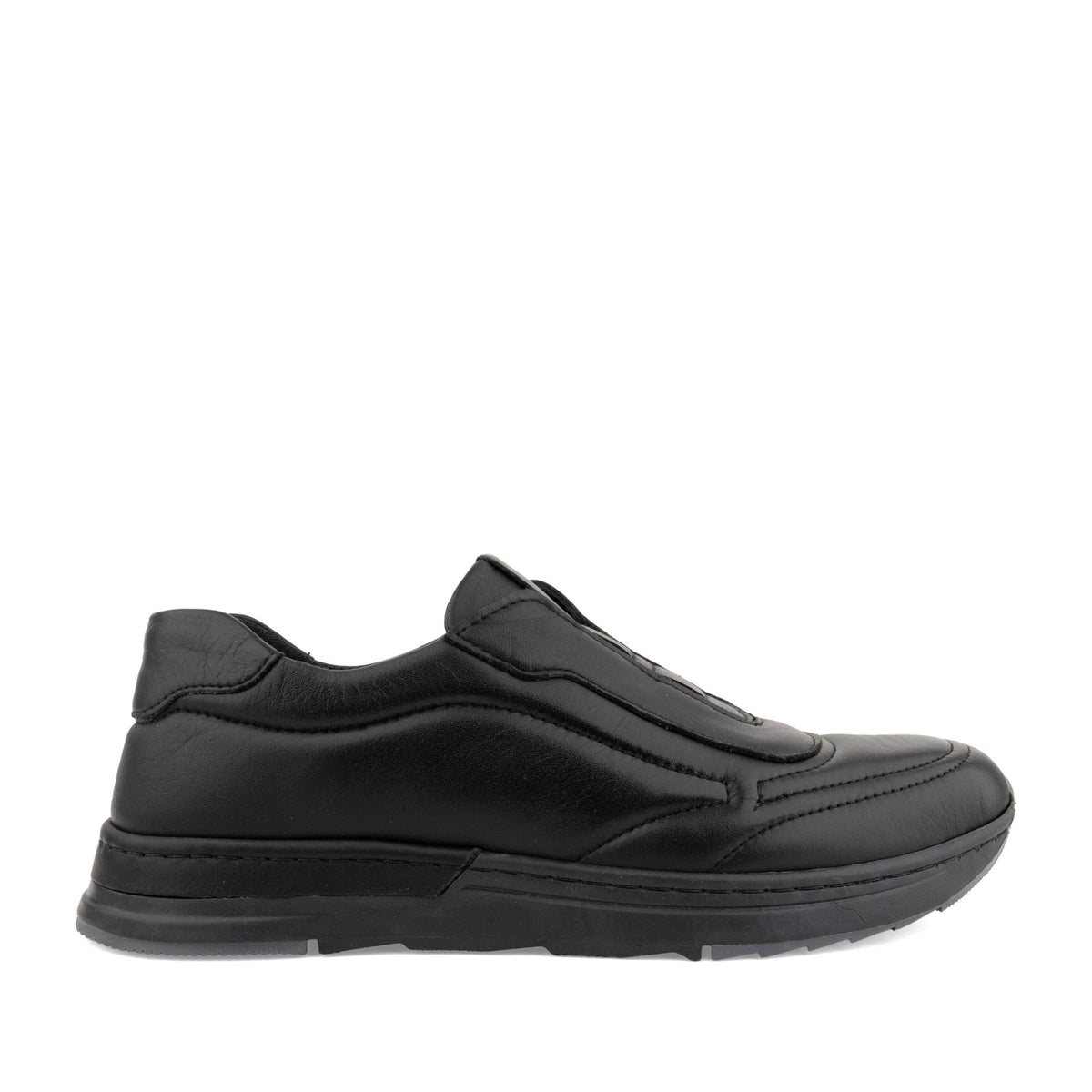 black casual closed leisure