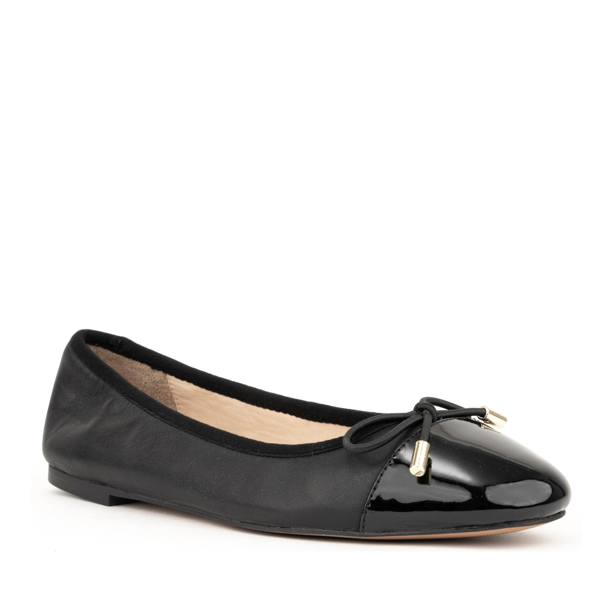 black casual closed ballerinas