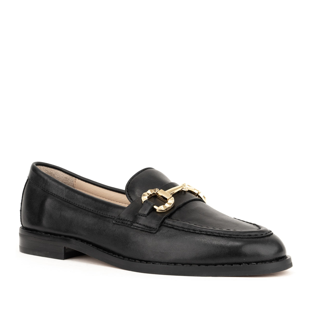 black casual closed loafers