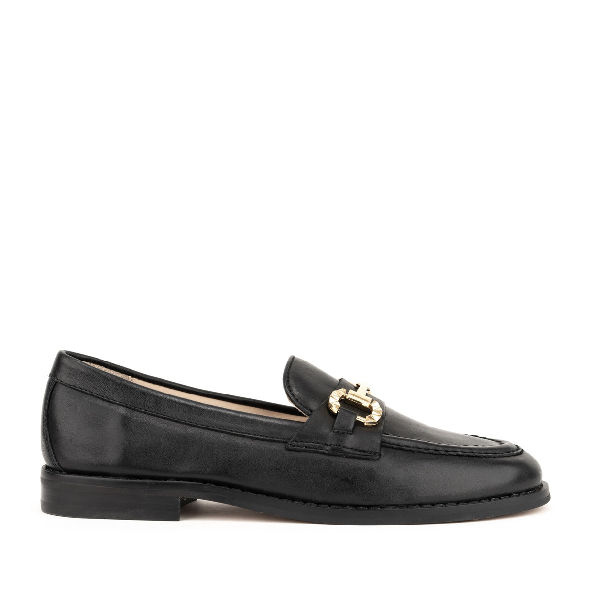 black casual closed loafers