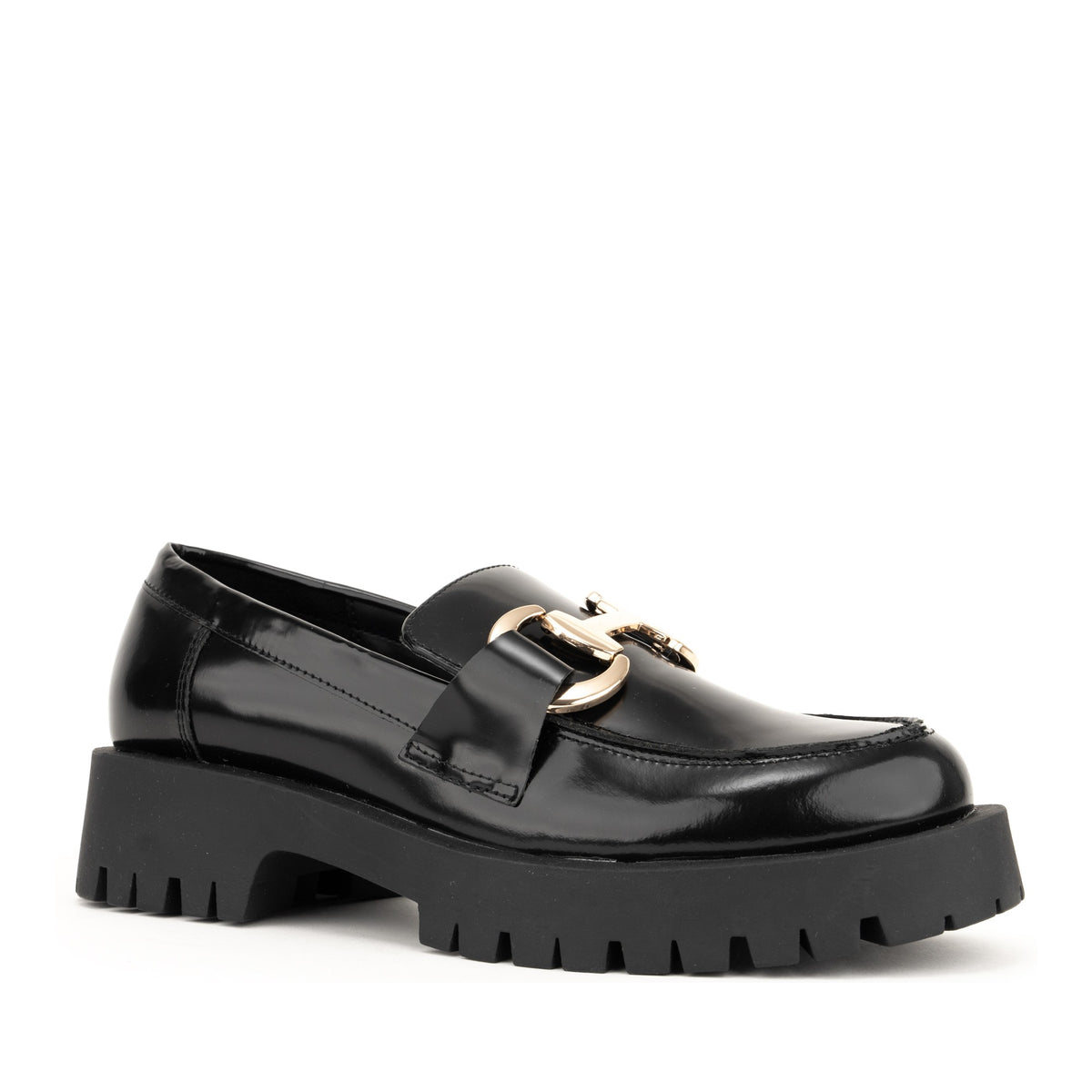 black casual closed loafers