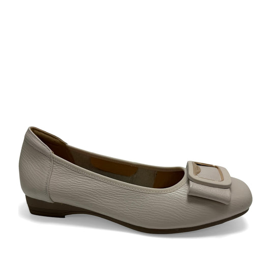 Women's Beige Ballet Flats