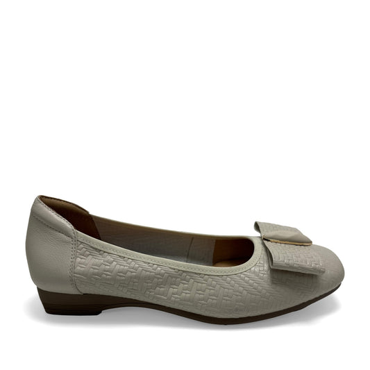 Women's Beige Ballet Flats