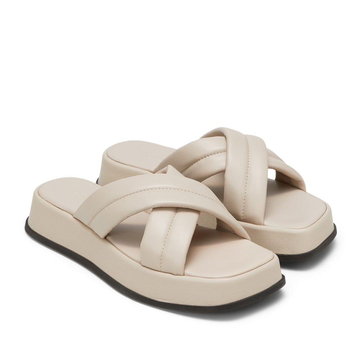clara sandals