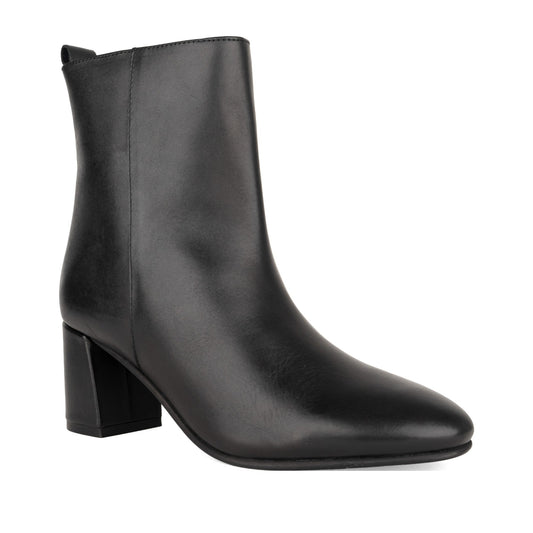 Cona Women's Black Ankle Boots