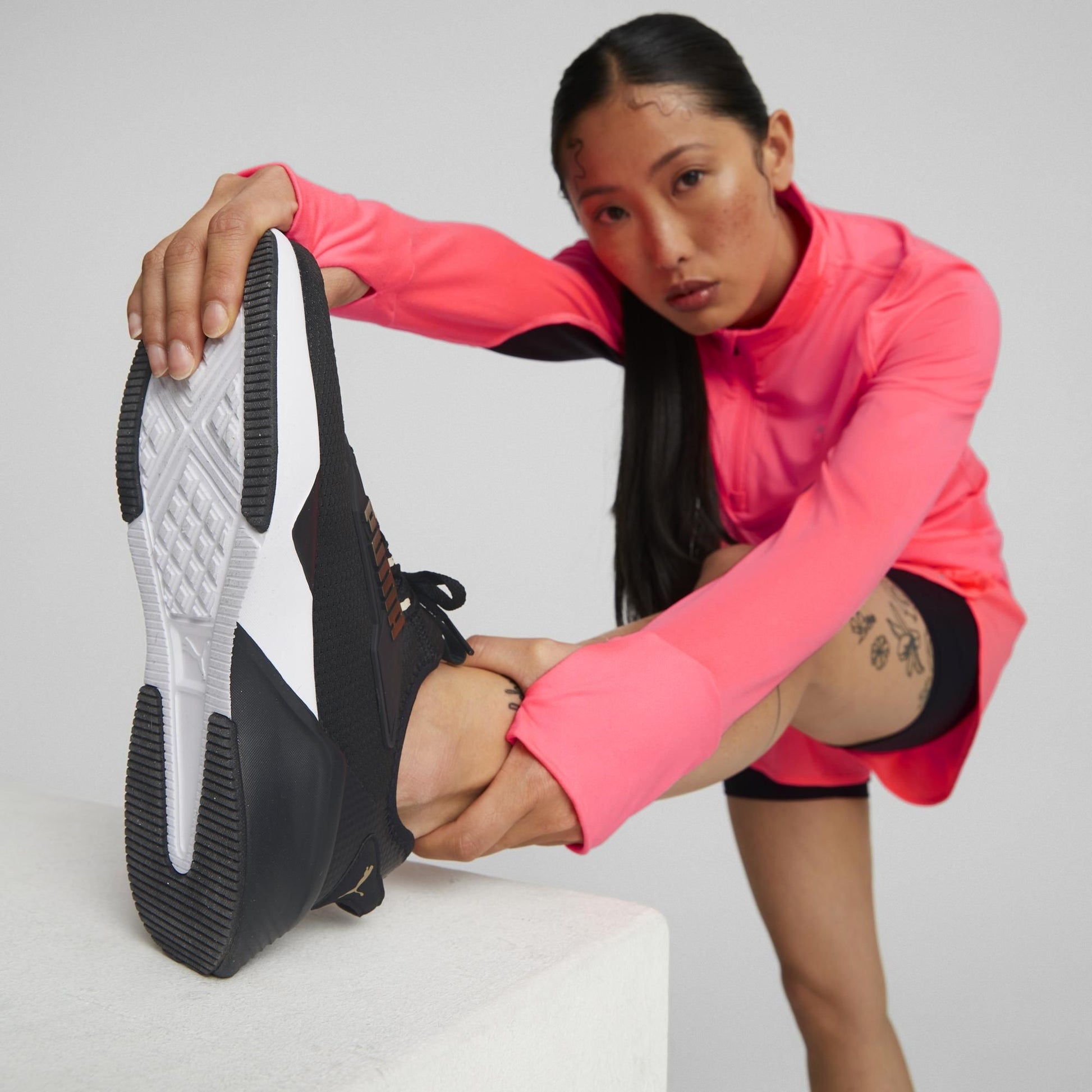 Retaliate 2 Women's Black Athletic Sneakers