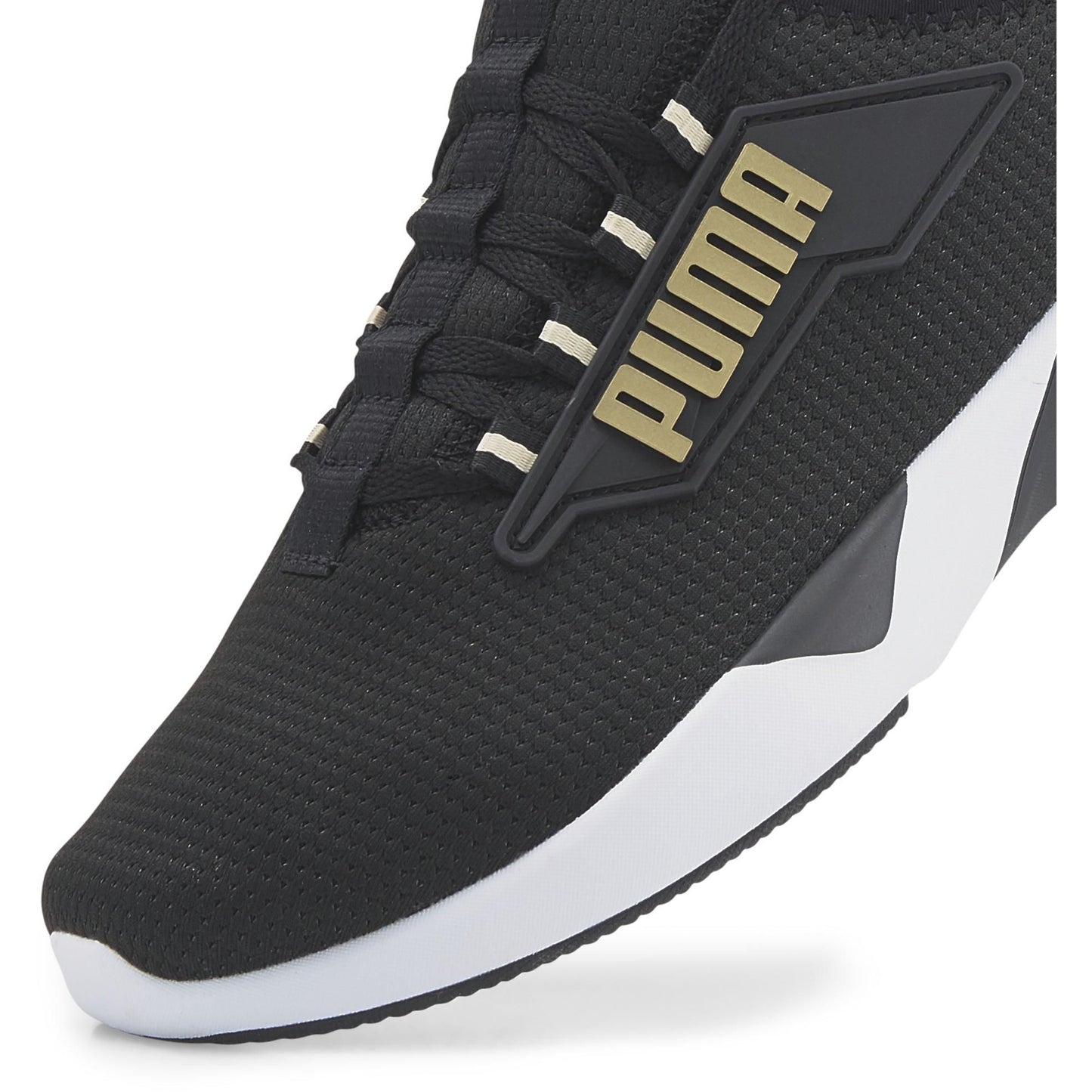 Retaliate 2 Women's Black Athletic Sneakers