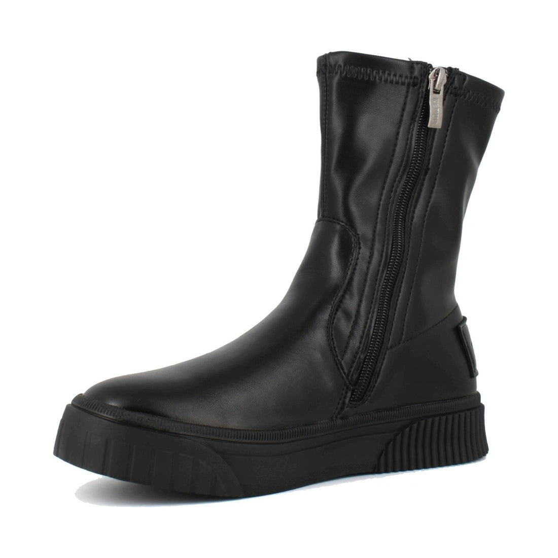 black casual closed boots