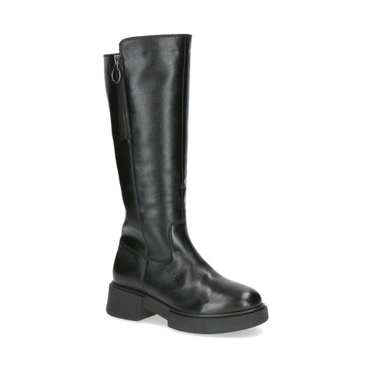 black casual closed boots