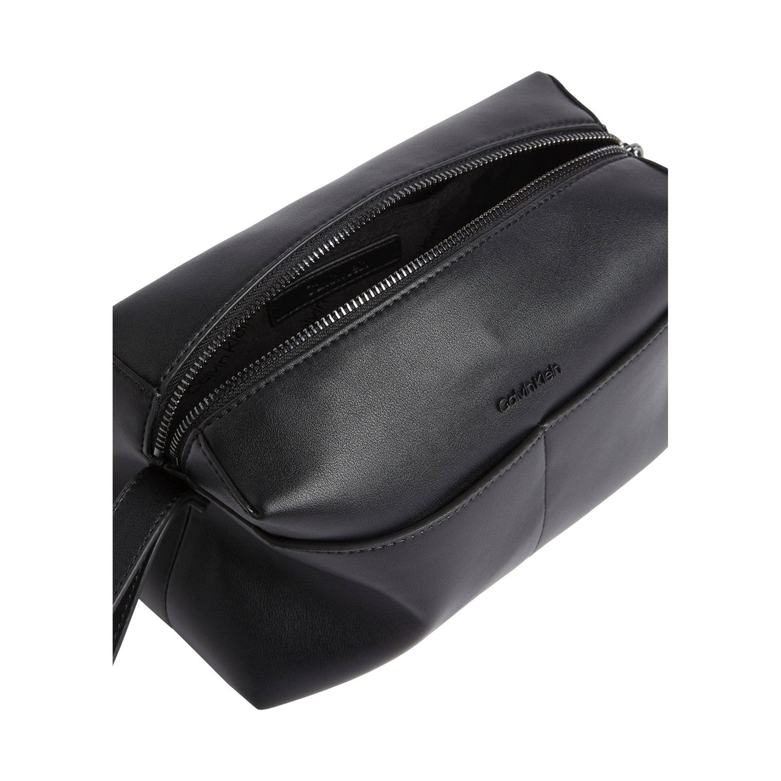 clean washbag