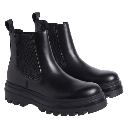 lugged chelsea boot