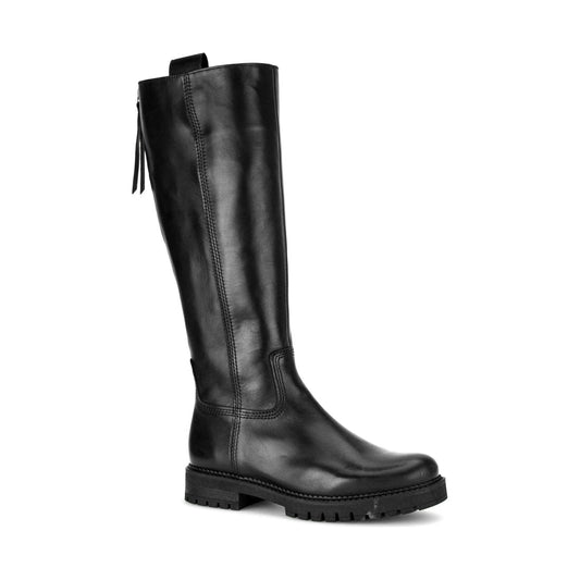 black casual closed boots