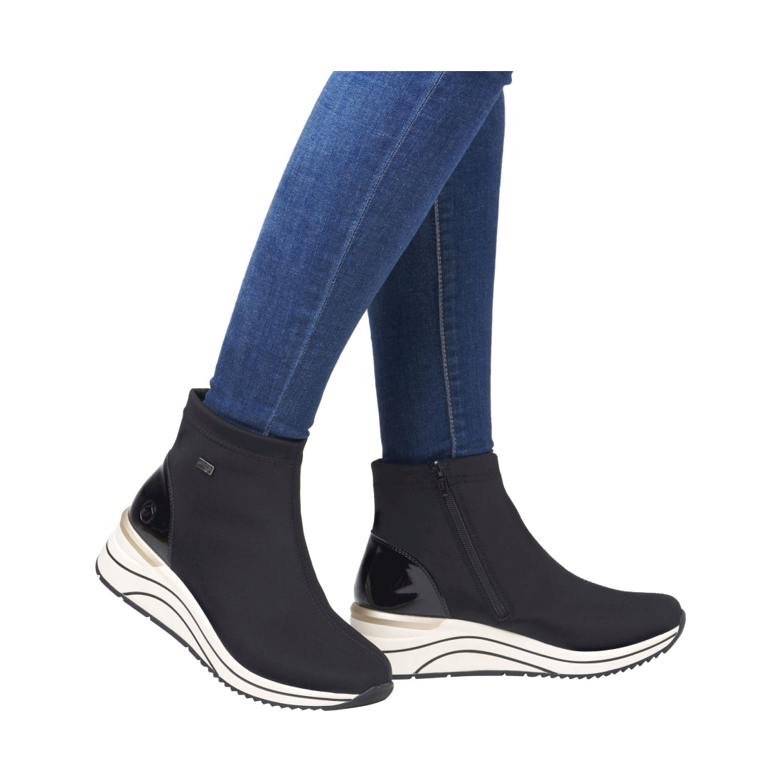 black casual closed ladies mid height boots