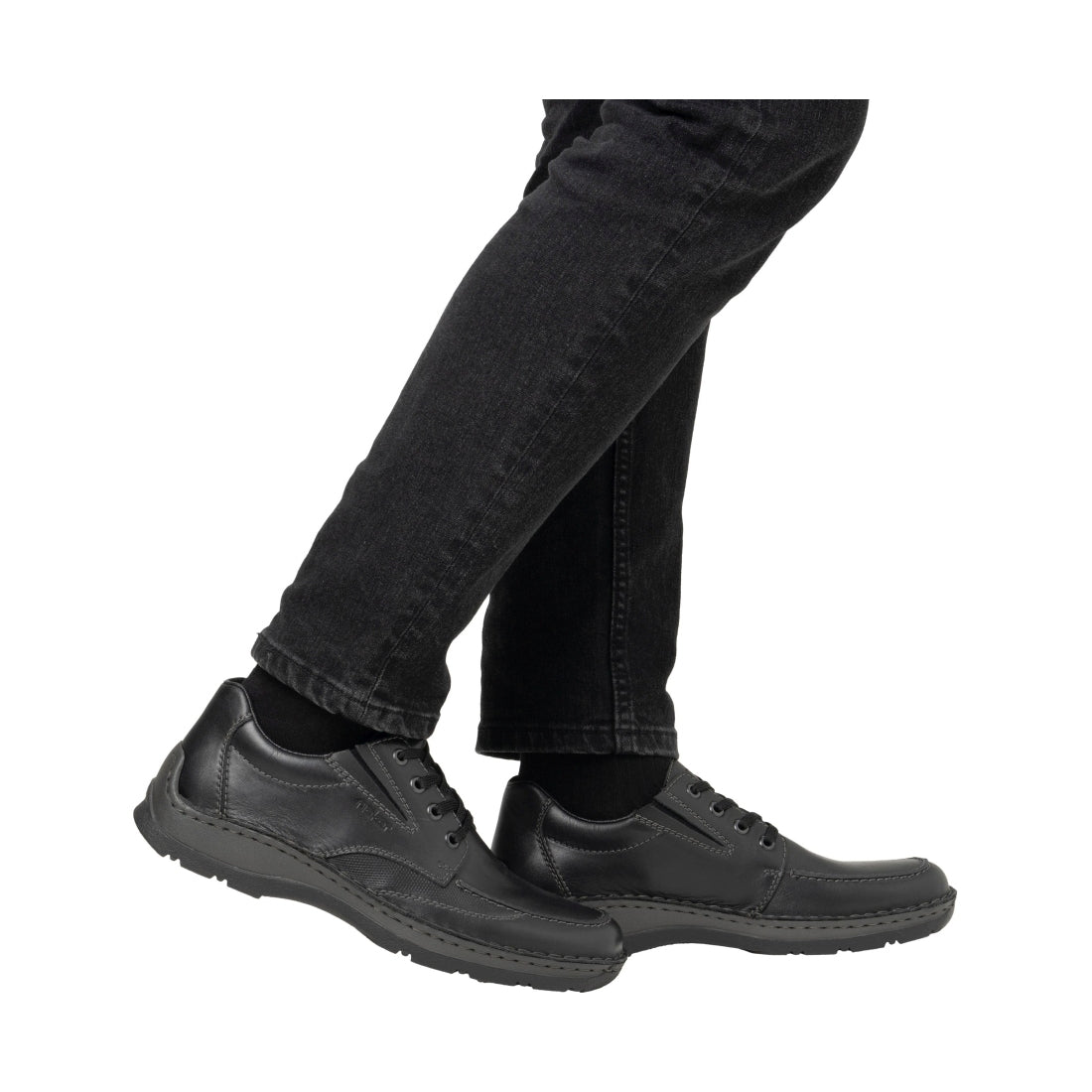 black casual closed men's shoes