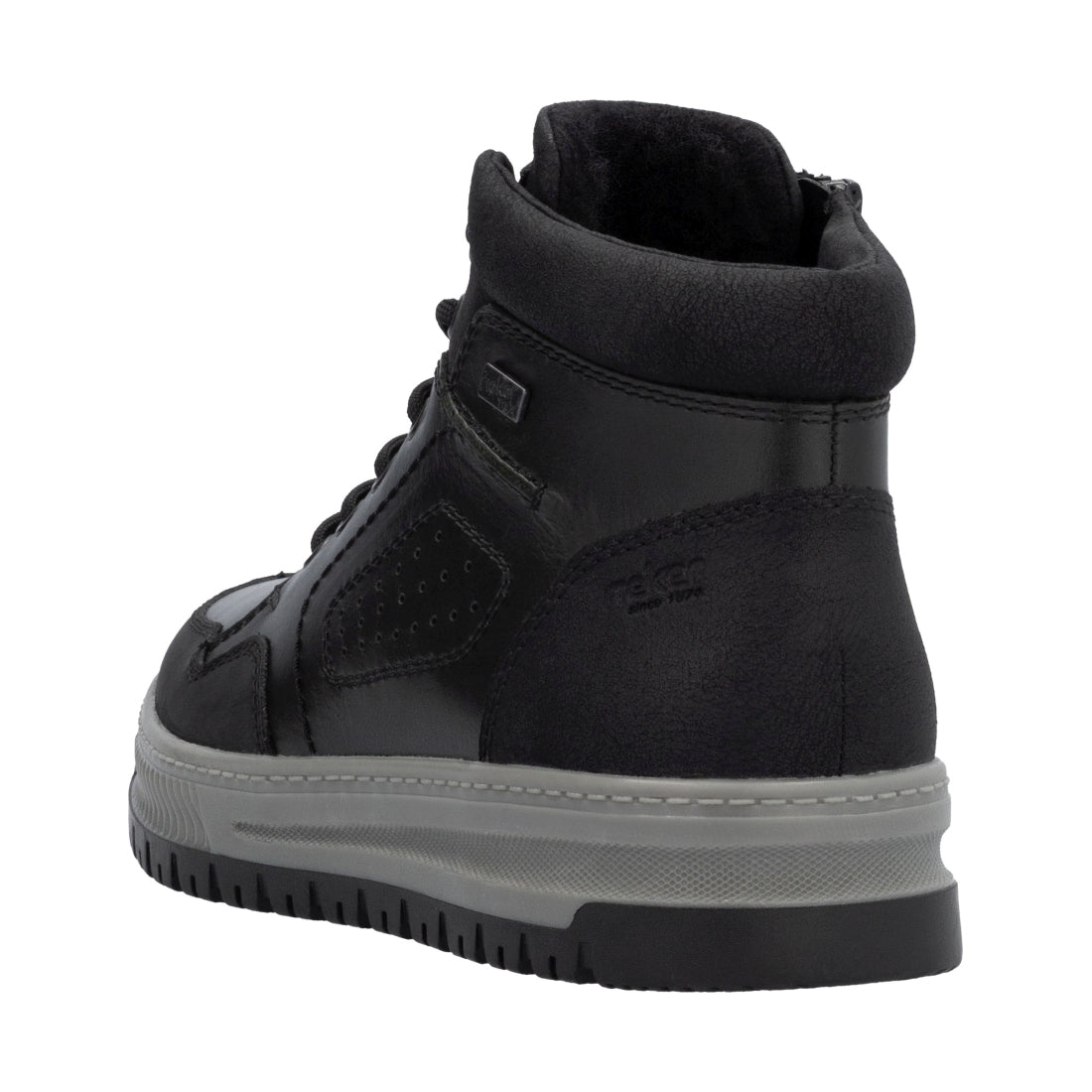 black casual closed men's boots