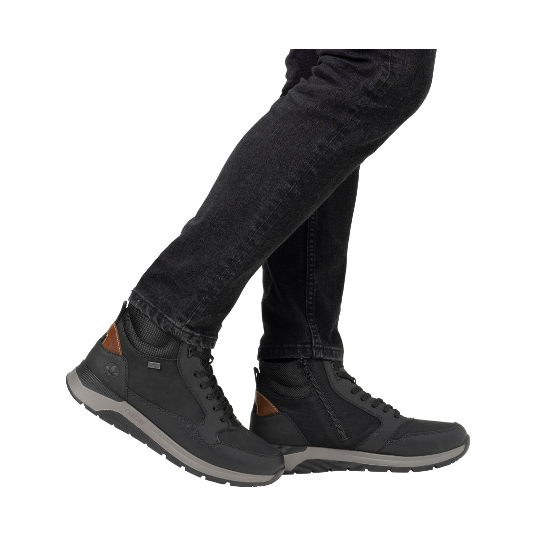 black casual closed men's boots