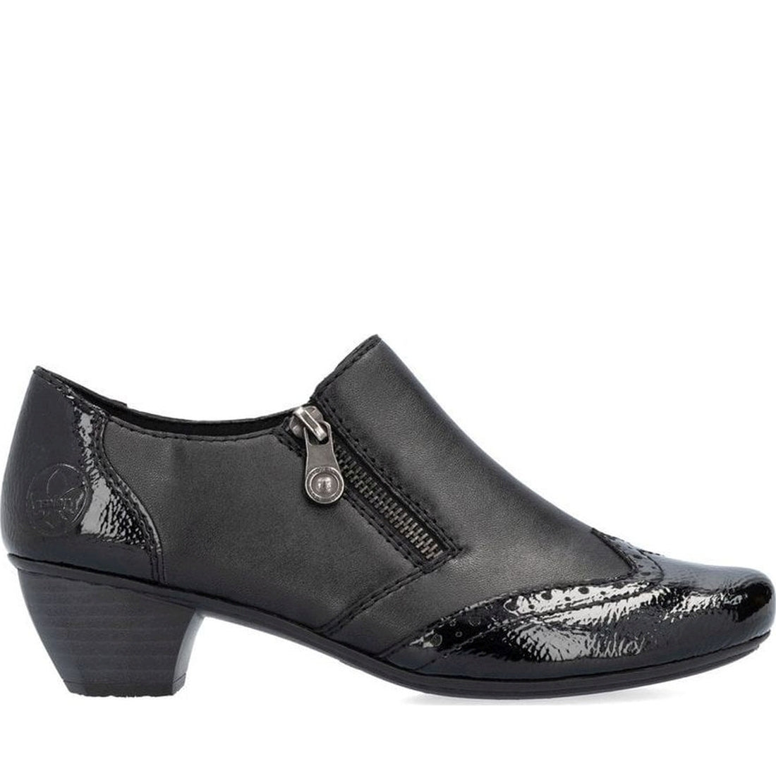 black casual closed ladies shoes