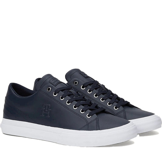hi vulc street low leisure trainers