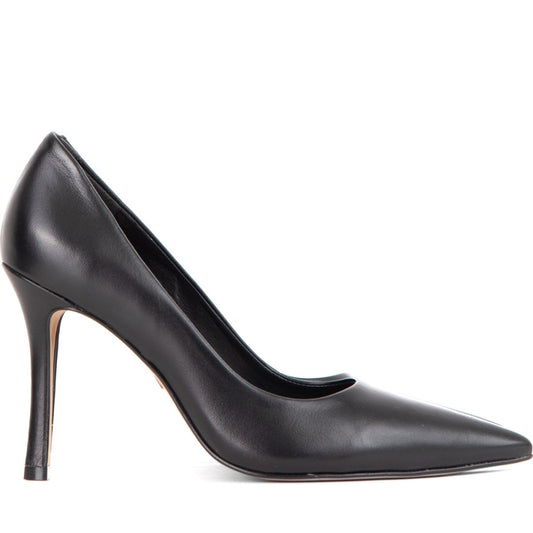 black elegant closed pumps