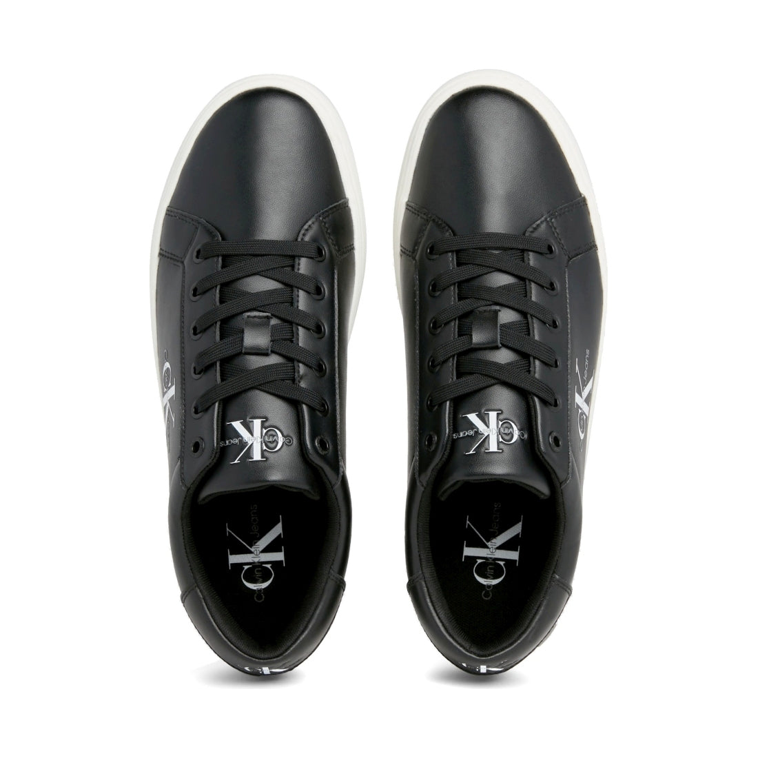 classicc low lace up leisure trainers