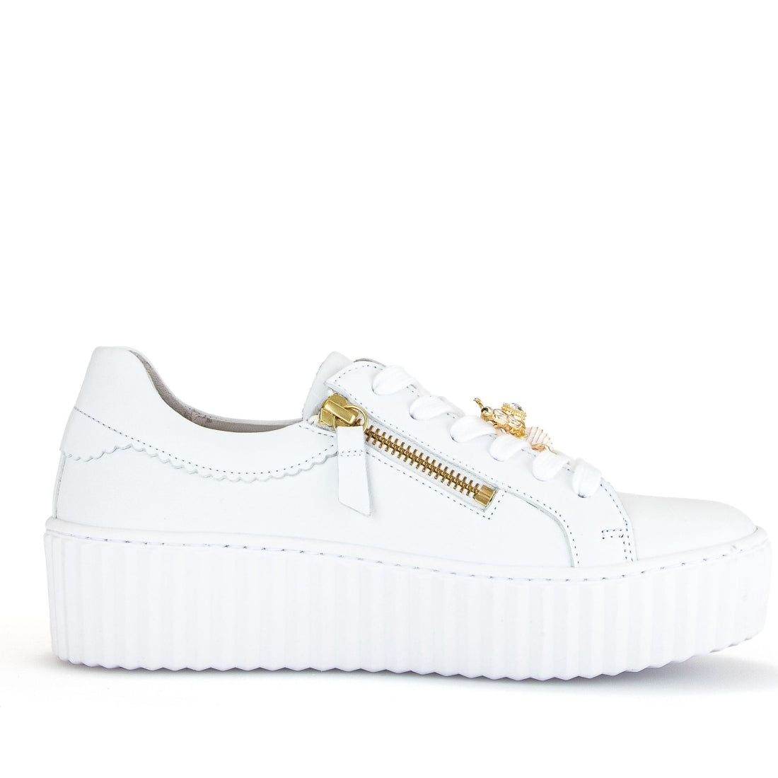 leisure trainers white