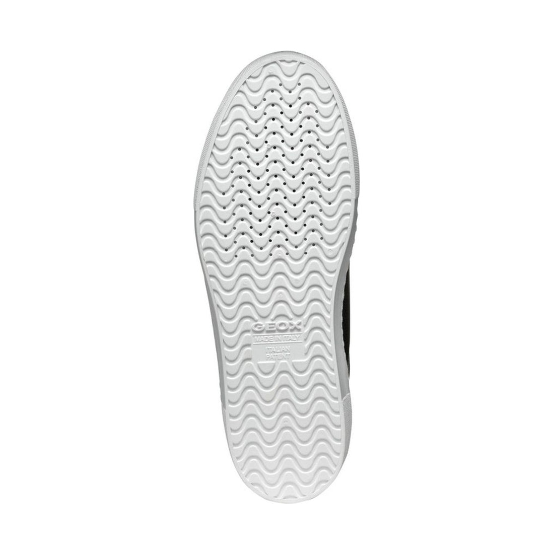 claudin sneakers