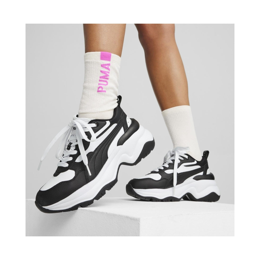 Puma womens white black cilia leisure trainers | Vilbury London