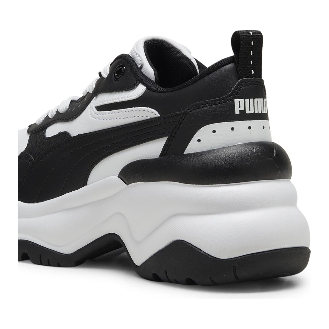 Puma womens white black cilia leisure trainers | Vilbury London