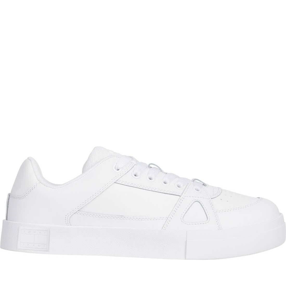 Tommy Jeans mens white vulcanized foxing flag leisure trainers | Vilbury London