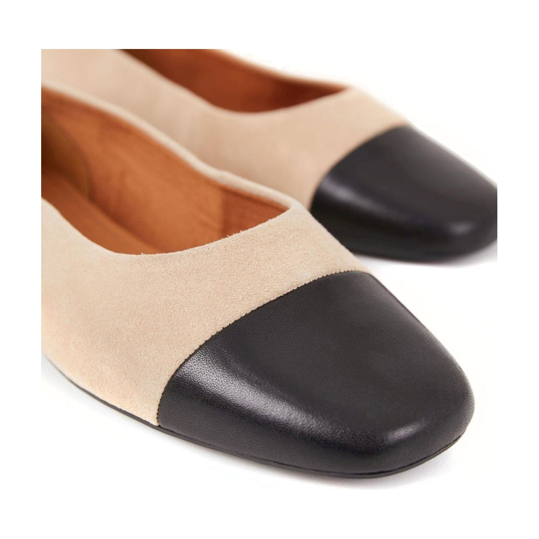 Vagabond womens safari, black jolin ballerinas | Vilbury London