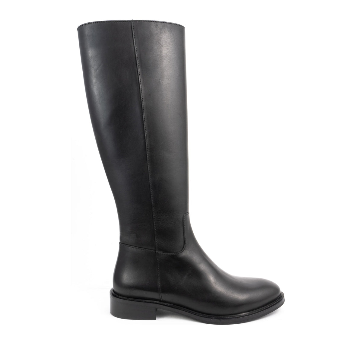 black casual closed boots